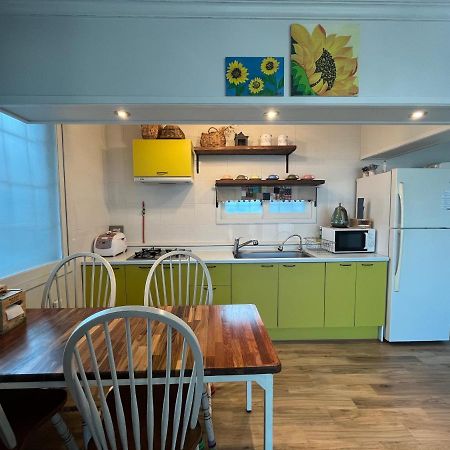Artist And Flower Pension Namhae Exterior photo